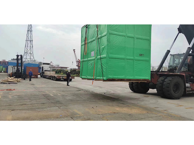 出口重型真空防(fang)雨包裝