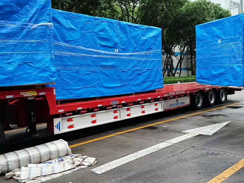 龍華富(fù)士康搬(ban)遷真空(kong)防雨木(mù)箱