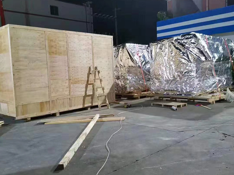 重型加固(gu)木箱